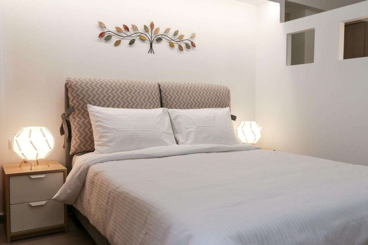 V36 Suites Atena Exterior foto